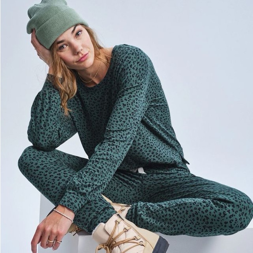 Soma Pajamas Set
